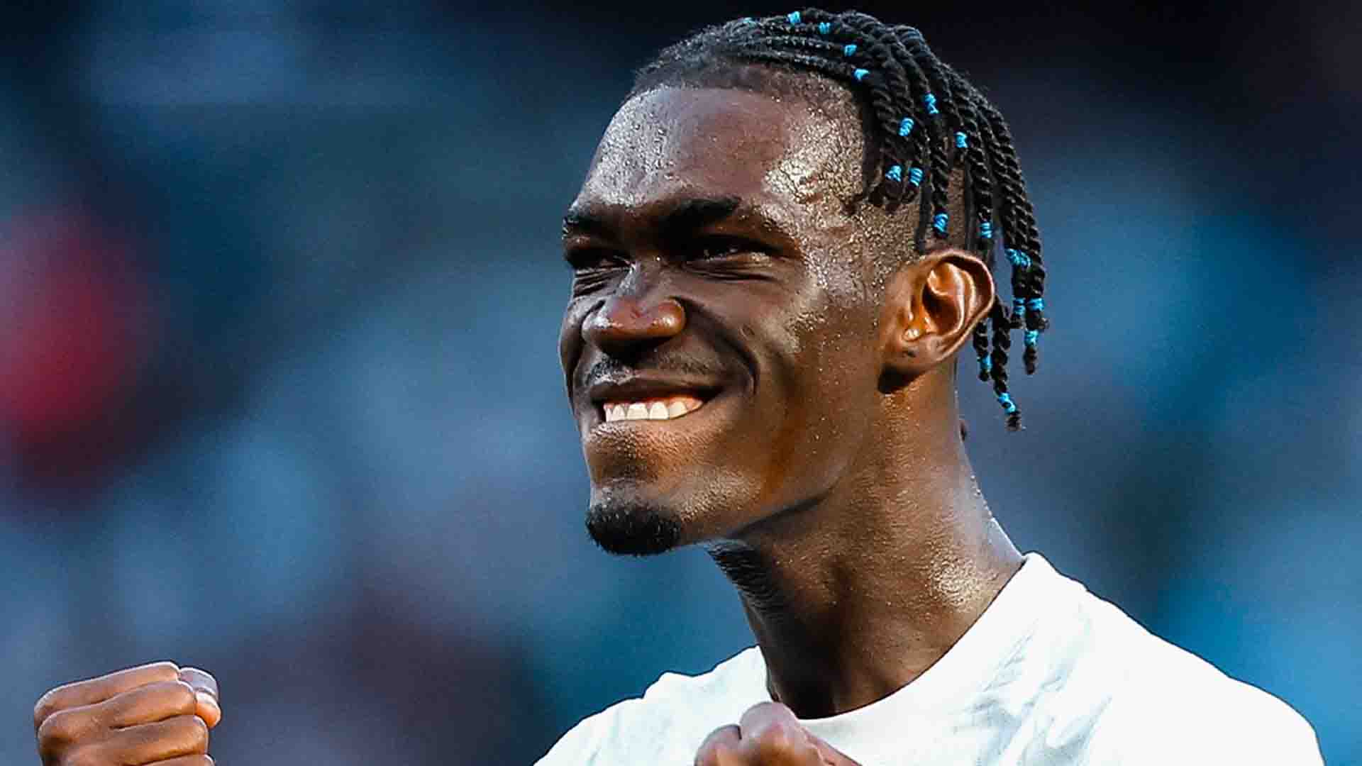 Yves Bissouma Mendapat Pujian dari Rekan Setimnya